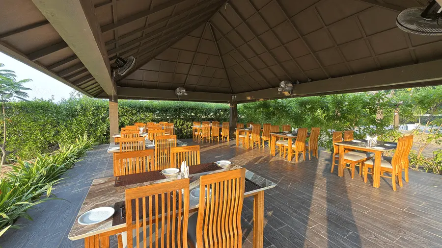 Spacious outdoor dining hall seating setup