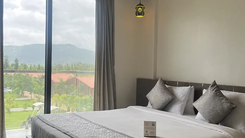 Bliss Room bed arrangement
