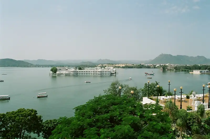 Lake Pichola with view of Lake Palace hotel